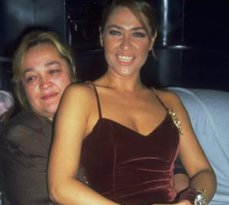 Hülya Avşar, gözyaşları içinde konuştu... "AMİRALİMİ KAYBETTİM"...