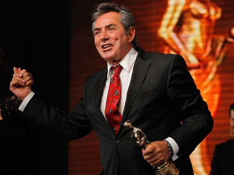 Salih Güney... YEŞİLÇAM’IN PRENSİ VELİHATINI SEÇECEK!