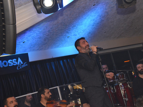 Hakan Altun... 'HERKES EVLENDİ BİR BEN KALDIM!'