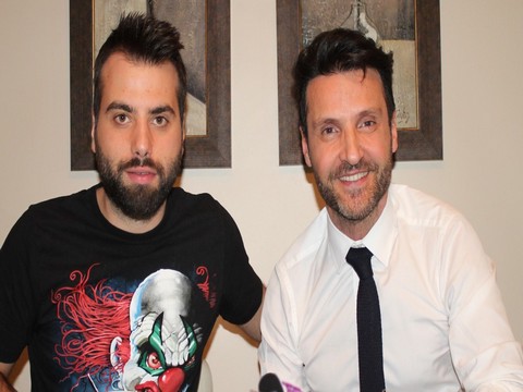 Sinan Özen... "FAL BAKTIRMAYI SEVİYORUM"!..