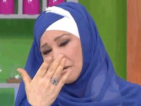 Güler Işık... KANSERİ YENDİ, TESETTÜRE GİRDİ!