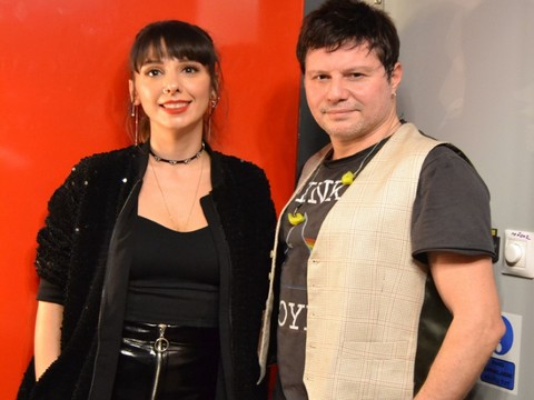 Aslı Demirer... MİRKELAM'IN SAHNESİNE SÜRPRİZ KONUK!..