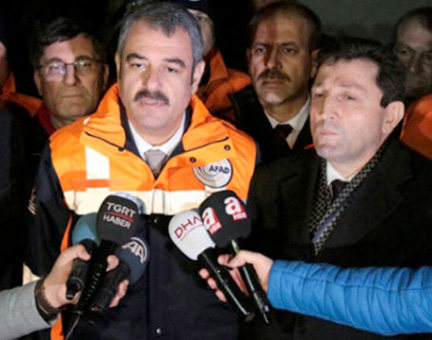 AFAD Başkanı... 'SAKIN EVLERE GİRMEYİN!'