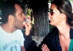 Tuğba Özay... KÜRKÇÜ DÜKKANINA GERİ Mİ DÖNDÜ?