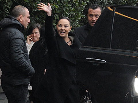 Ebru Gündeş... O ESKİ HALİNDEN ESER YOK ŞİMDİ!