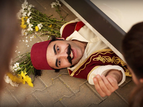 Deli Aşk... FRAGMANI YAYINLANDI!