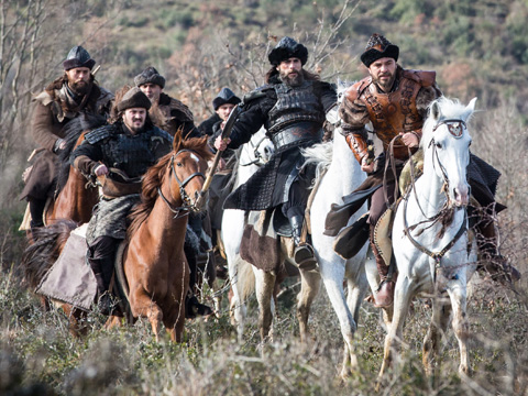 Diriliş ‘Ertuğrul’... OYUNA KARŞI OYUN!