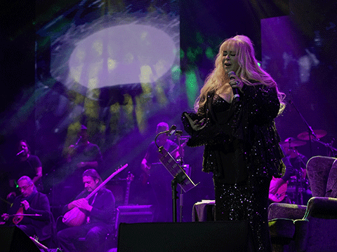 Zerrin Özer...'' EFSANENİN DÖNÜŞÜ MUHTEŞEM OLDU!'