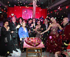 SEVGİLİLER GÜNÜNDE BÜYÜK USTALAR SAHNEDE!