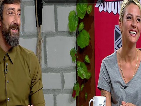 Survivor Yunus... CANLI YAYINDA AŞK İTİRAFI!..