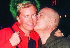 Biricik Suden... SİYASETE ATILDI!