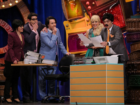 Güldür Güldur Show... CUMA AKŞAMININ KAHKAHA MAKİNASI!