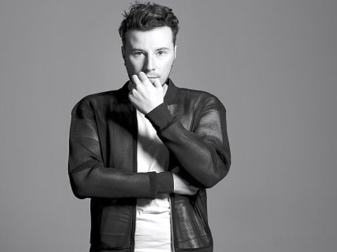 Emrah Karaduman... BIÇAKLI SALDIRIYA UĞRADI!