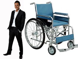 Serdar Ortaç... SAHNEYE TEKERLEKLİ SANDALYEYLE ÇIKACAKMIŞ!...