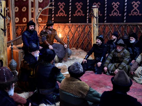 Diriliş ‘’Ertuğrul’’... BASKIN ÜSTÜNE BASKIN!