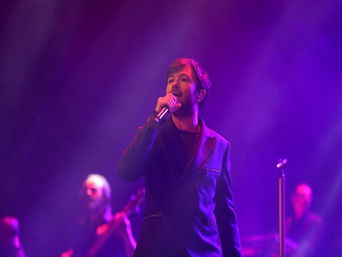 Yalın... AŞK ŞARKILARIYLA DOLU BİR KONSER GECESİ!..