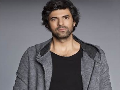 Engin Akyürek... SOSYAL MEDYADA SEVGİ SELİ!..