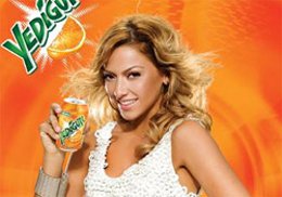 Hadise... SPONSORUNU BULDU...