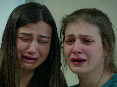 Kırgın Çiçekler... EYLÜL KADER'i KURTARABİLECEK Mİ?!