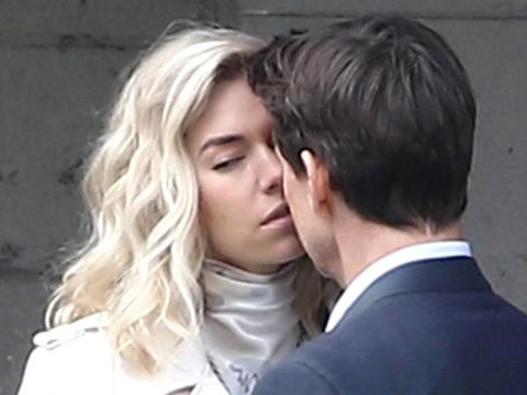 Tom Cruise... 27 YAŞ KÜÇÜK SEVGİLİ İLE ROMANTİK ANLAR!..