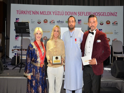 DÜNYADA BİR İLK DOWN ŞEFLER İŞE BAŞLIYOR!