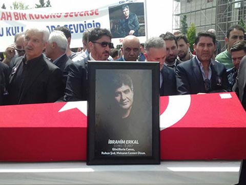 İbrahim Erkal... SON YOLCULUĞUNA UĞURLANDI!..