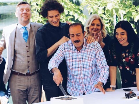 Sıra Sende... TRT'DE YENİ ŞARKI YARIŞMASI!