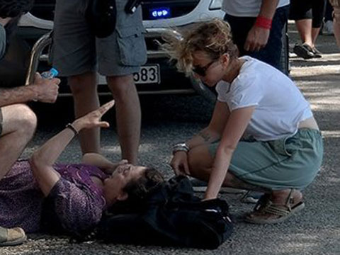 Cici Babam... FİLM SETİNDE TALİHSİZ KAZA! AYAĞI KIRILDI...