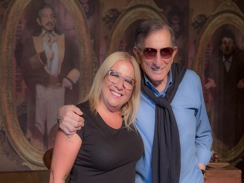 Ayşe Erbulak... ÇİFTE MUTLULUK YAŞIYOR!..