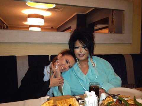 Bülent Ersoy... DİVA'DAN DEMET AKALIN'A 'BOŞ İNSANLAR' YANITI!