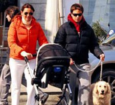 Pınar-Su-Yağmur Atacan... 20 METRELİK YOLU 1.5 SAATTE GİTTİLER...