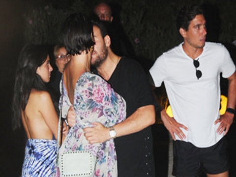 Deniz Akkaya... ÖNCE TARTIŞTI, SONRA ÖPÜŞTÜ!