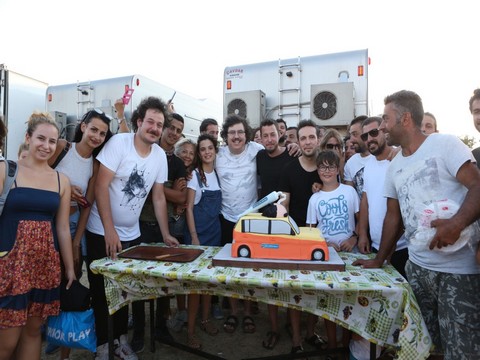 İbrahim Büyükak... "YOL ARKADASİM" IN SETİNDE DOĞUM GÜNÜ SÜRPRİZİ!..