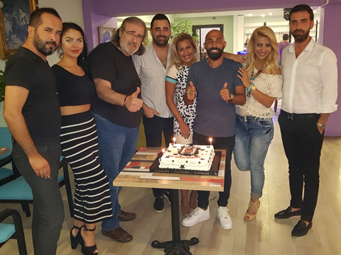 TELEVİZYONCUNUN DOĞUM GÜNÜNE ÜNLÜ YAĞDI!