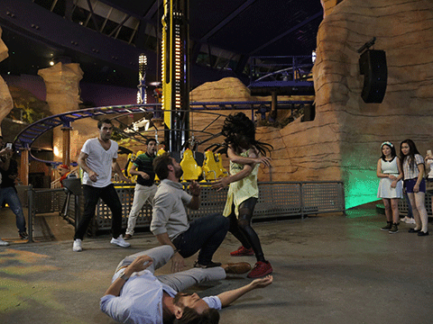 Damat Takımı... LUNAPARKTA DAYAK YEDİ!