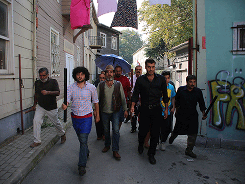 Şevkat Yerimdar... ESİN YİNE KARGAŞANIN İÇİNDE!