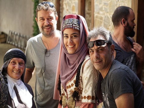 Ceren Kalpakarslan... "AŞIK OLUNCA GÖZÜM HİÇBİR ŞEYİ GÖRMEZ"!..