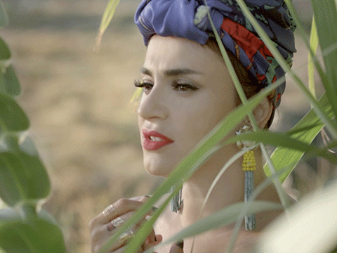 Ceylan Ertem... “ESMER” KLİBİ YAYINDA!