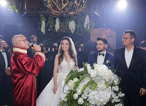 Rüzgar Erkoçlar - Tuğba Beyazoğlu... EVLENDİLER!