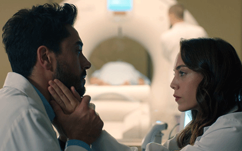 Kalp Atışı...SEN KALBİME İYİ BAK, GERİSİ ÖNEMLİ DEĞİL!