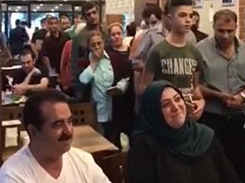 İbrahim Tatlıses... FOTOĞRAF ÇEKTİRME KUYRUĞU!...