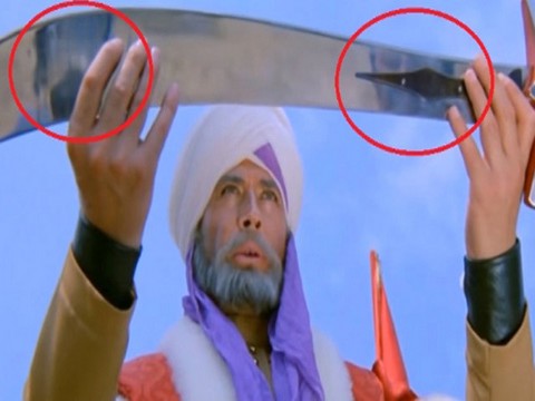 Cüneyt Arkın / Savulun Battal Gazi Geliyor... FİLMDE YILLAR SONRA FARKEDİLEN HATA!..