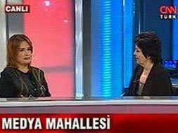 Müjde Ar... "SİYASETE GİRMEM ŞART"!