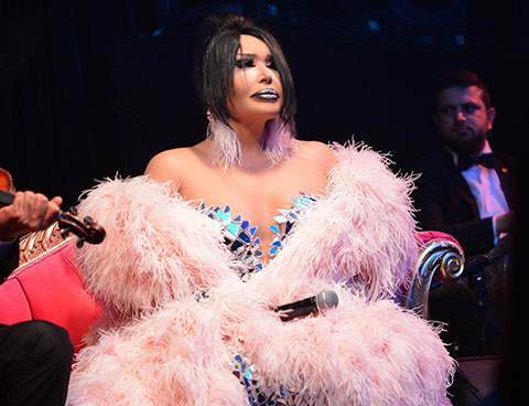 Bülent Ersoy... DİVA BAŞKENTİ ŞARKILARIYLA İNLETTİ!