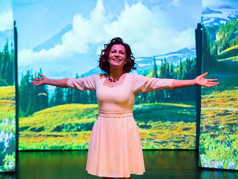 Betül Arım... HEM YAZDI, HEM OYNADI!