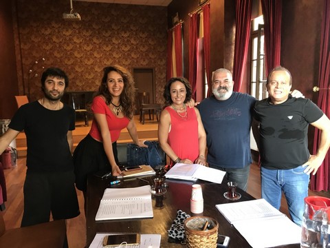 İstanbul Meydan Sahnesi...TÜRKİYE’NİN DÖRT BİR YANINA KAHKAHA GÖTÜRECEKLER!..