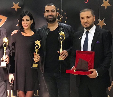 Yetersiz Bakiye... 3 ÖDÜL BİRDEN!