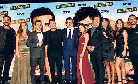 Yol Arkadaşım... GALASINA ÜNLÜ YAĞMURU!