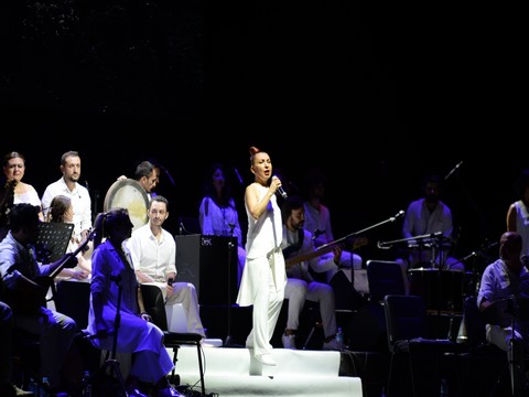 Kardeş Türküler... "YOL" U İSTANBUL'DAN GEÇTİ!..