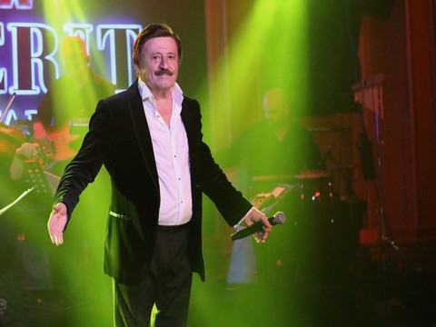 Selami Şahin... İSTANBUL VE KIBRIS'TA 3 GÜN ÜST ÜSTE KONSER!..